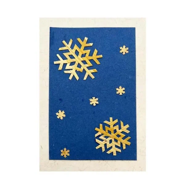 In Handarbeit hergestellte Fairtrade-Karte «Schneeflocken»